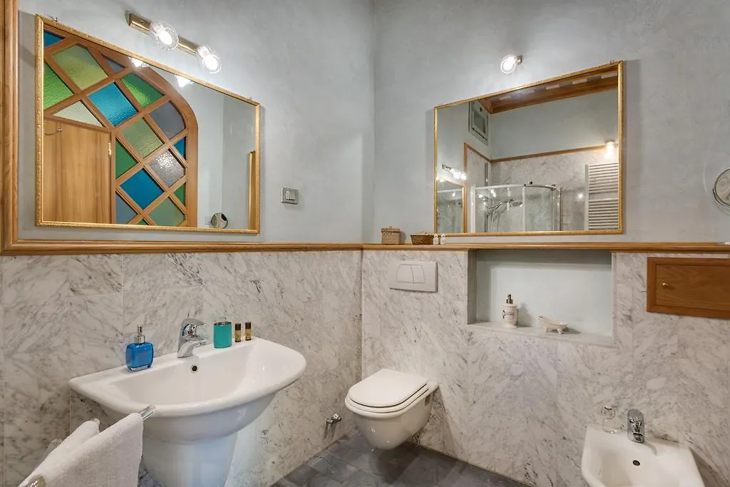B&B Cavour10 Firenze 2*, Флоренция Италия